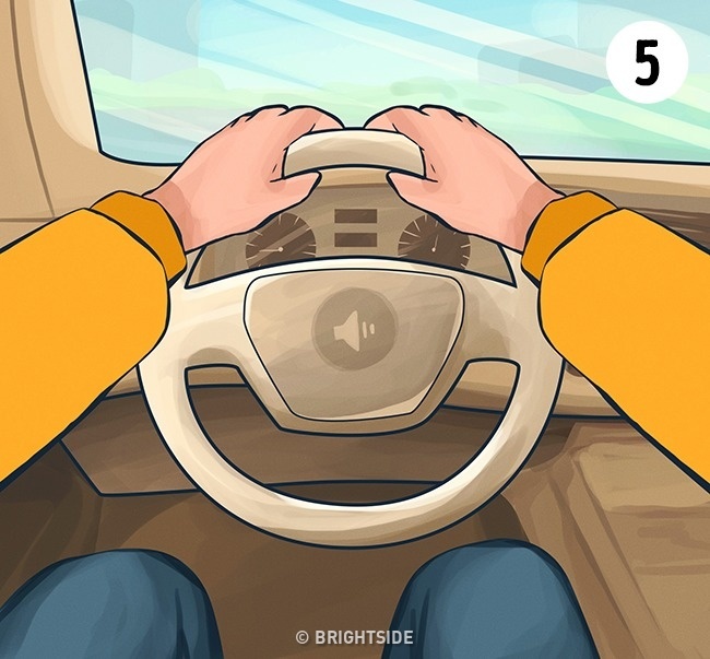How to Hold the Steering Wheel