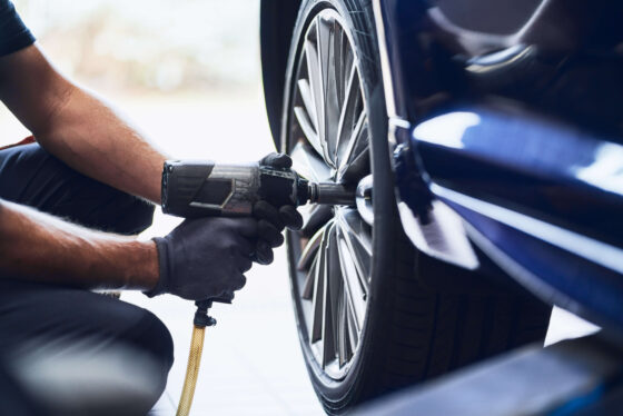 Fixing tires on a vehicle